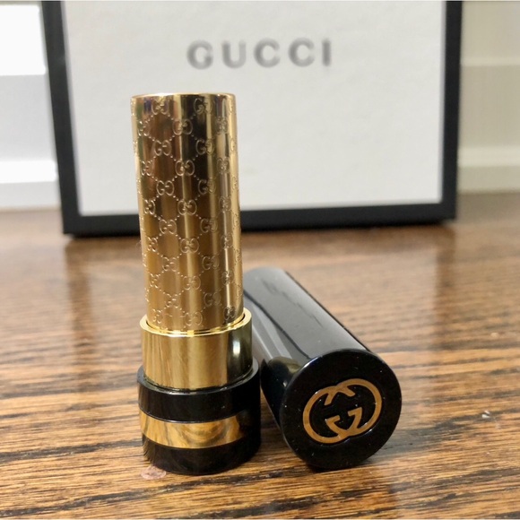 💠 Gucci Lipstick Audacious Colour Intense Imperial Red 220 - Picture 3 of 4
